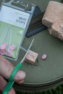 Korum Meat Stops (10pcs) -Aanbiedingen Hengel Xpert Winkel 70e87193d791e3eb