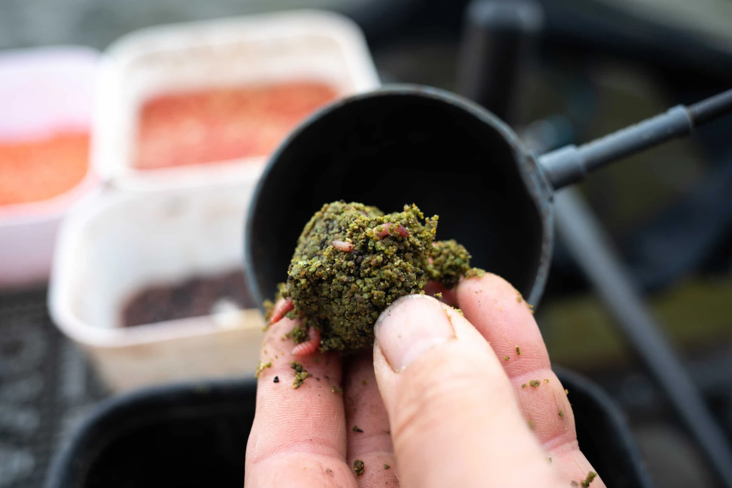 Sonubaits Pro Groundbait Lokvoer Thatchers Green (900g) 3 Sonubaits Pro Groundbait Lokvoer Thatchers Green (900g)