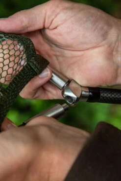 Ultimate Superior Carp Net 42" With 2pcs 3K Carbon Handle 23 Ultimate Superior Carp Net 42" With 2pcs 3K Carbon Handle -Aanbiedingen Hengel Xpert Winkel e64cecfdb43da2e5